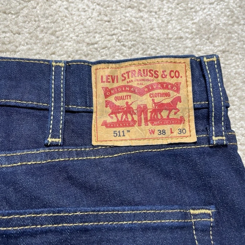 Levis new tag